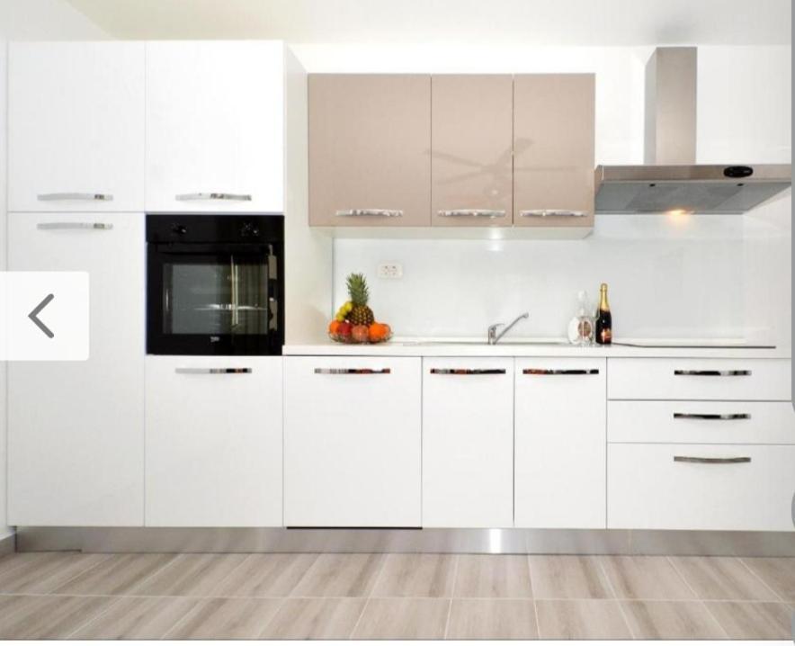 Apartman Varga Trogir Buitenkant foto